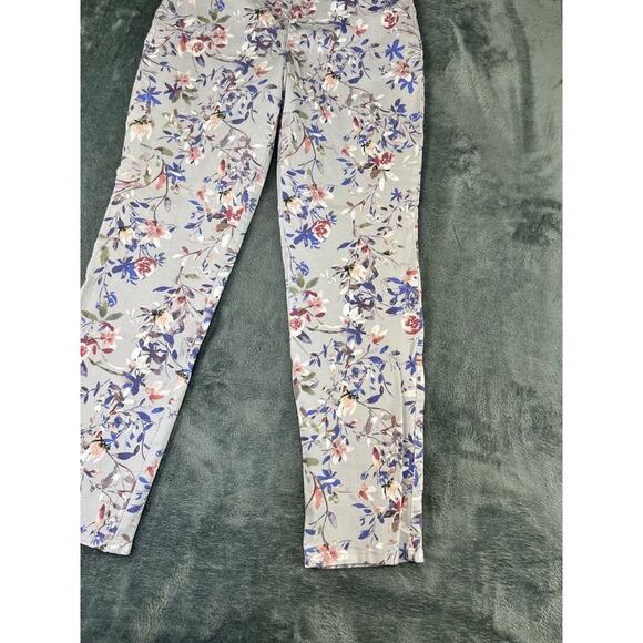 women's Gloria Vanderbilt Amanda floral jeans size 10 excellent condition - Picture 6 of 9